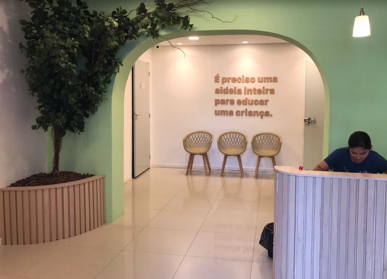 Intervenção comportamental para autismo em Maceió: Flor da Aldêa
